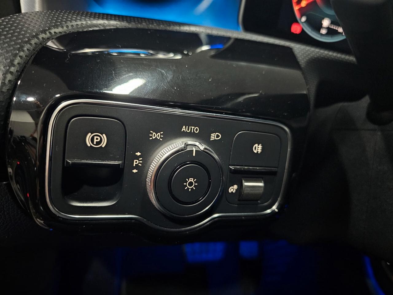 NUOVA MERCEDES-BENZ CLA 200d PREMIUM AMG LINE 2.0d 150CV AUTOMATIC