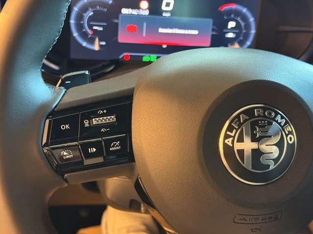 Alfa Romeo Junior AUTOM 1.2 ibrida Speciale 145cv edct6 KM0/PROMOFIN