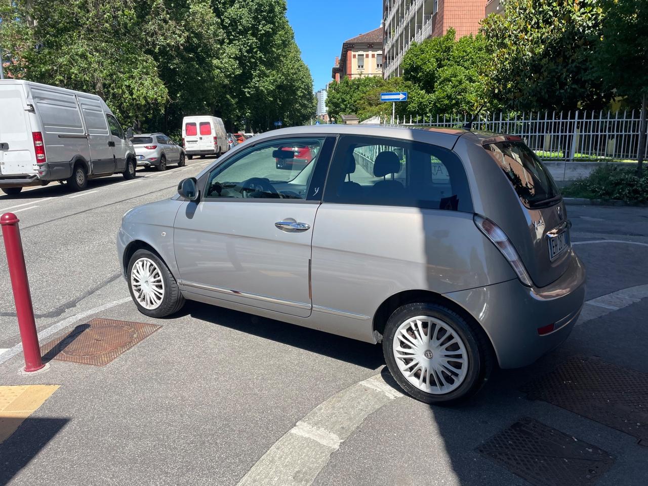 Lancia Ypsilon 1.2 69 CV/1PROP/GARANZIA 12 MESI