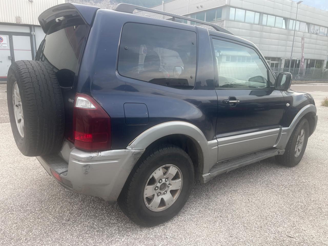 Mitsubishi Pajero 3.2 16V DI-D 3p.