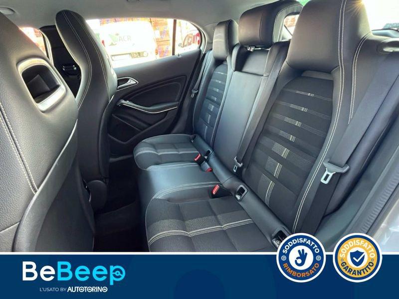 Mercedes-Benz GLA 200 D SPORT AUTO