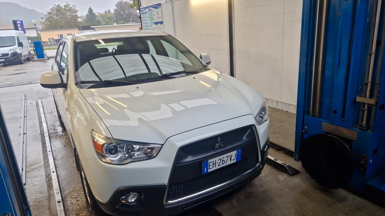 Mitsubishi ASX 1.8 DI-D 150CV 4WD perfetta e garantita