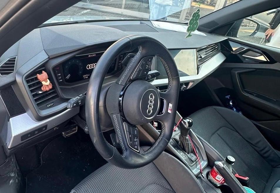 Audi A1 allstreet 25 TFSI Admired