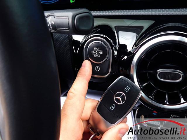 MERCEDES-BENZ A 180 D SPORT AUTOMATICA 8G-DCT - TECH PACK