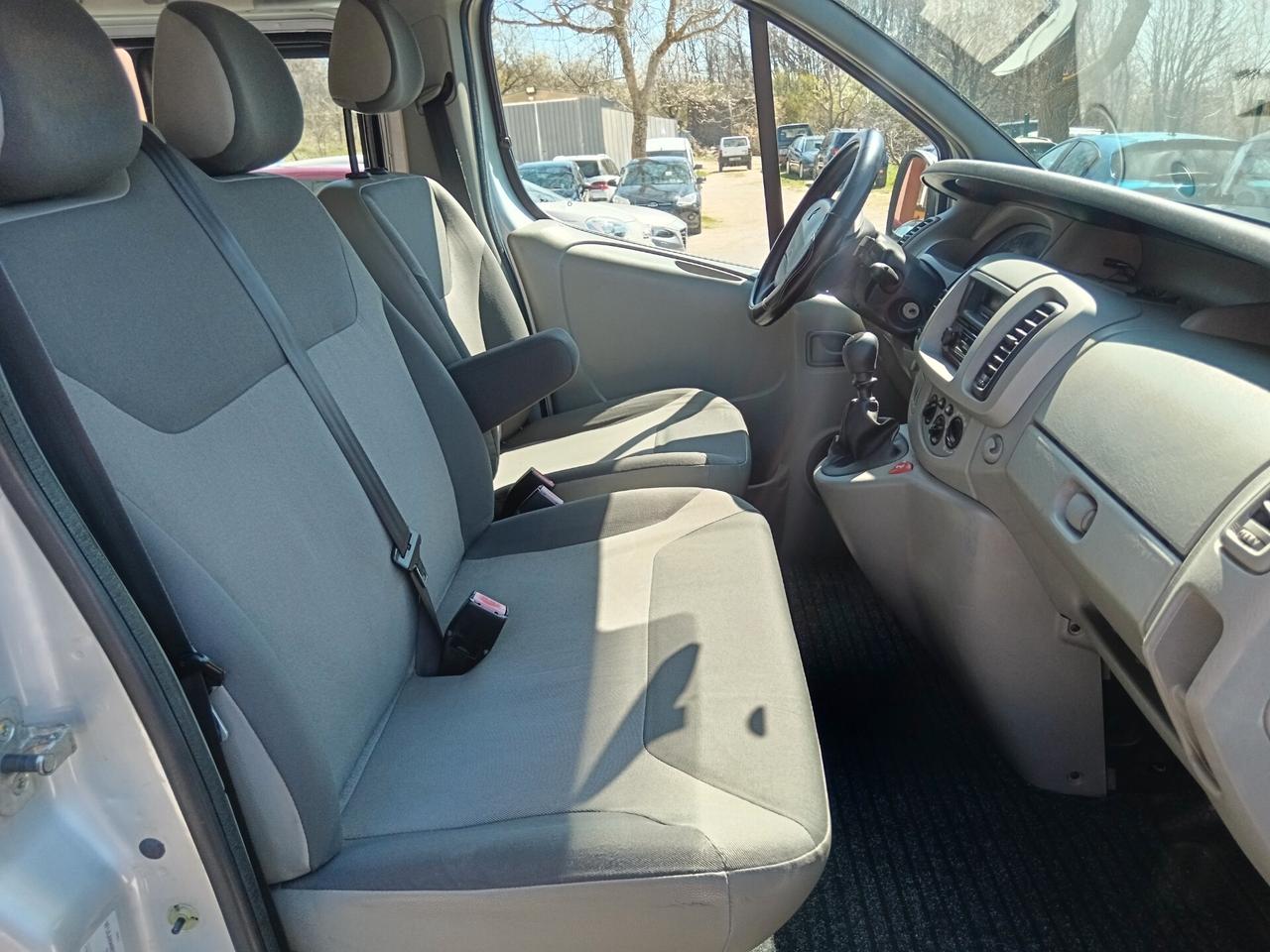 Renault Trafic 2.0 DCI 115CV AUTOCARRO 6 POSTI