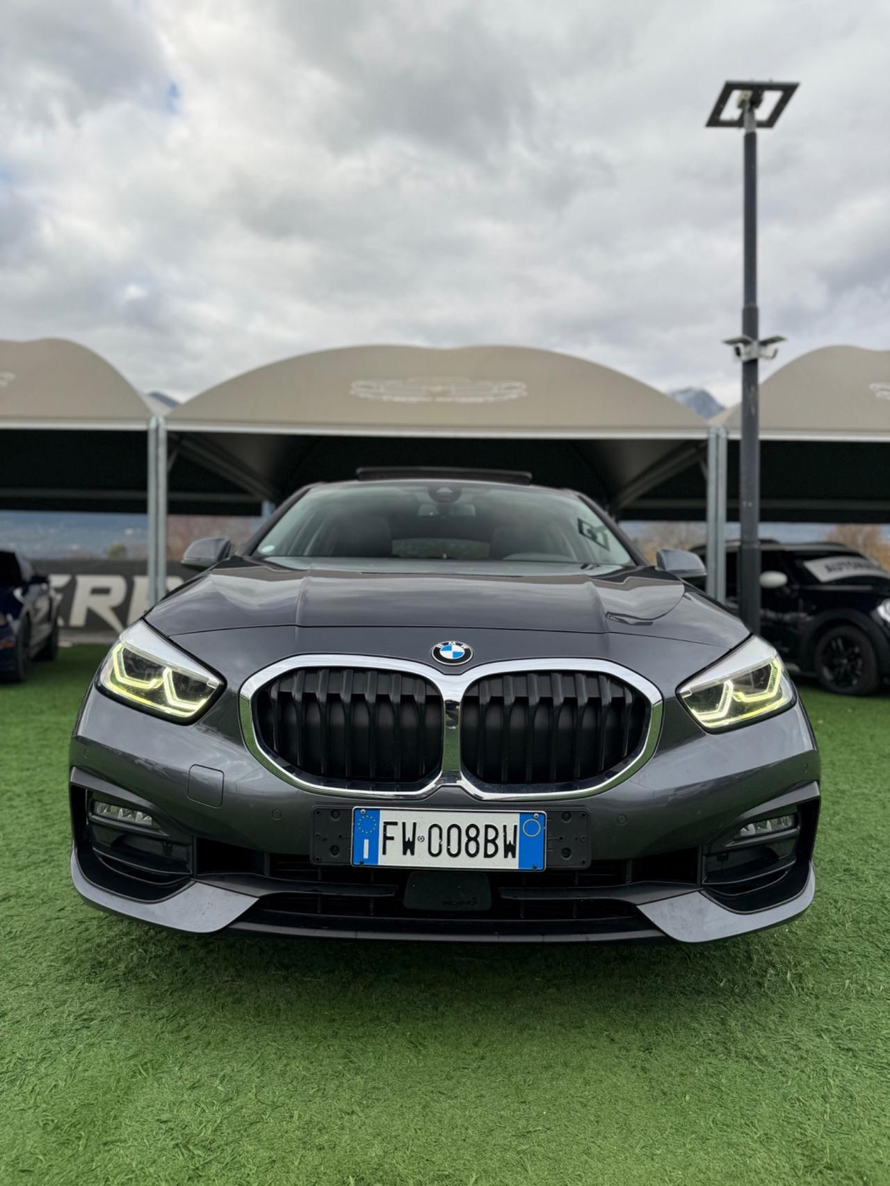 Bmw 118 118d 5p. Msport TETTO APRIBILE