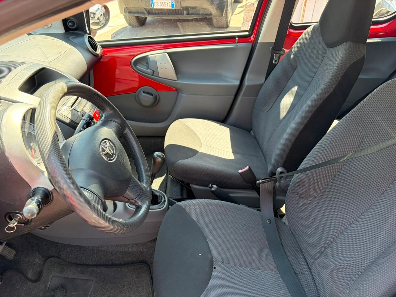 Toyota Aygo 1.0 12V VVT-i 5 porte