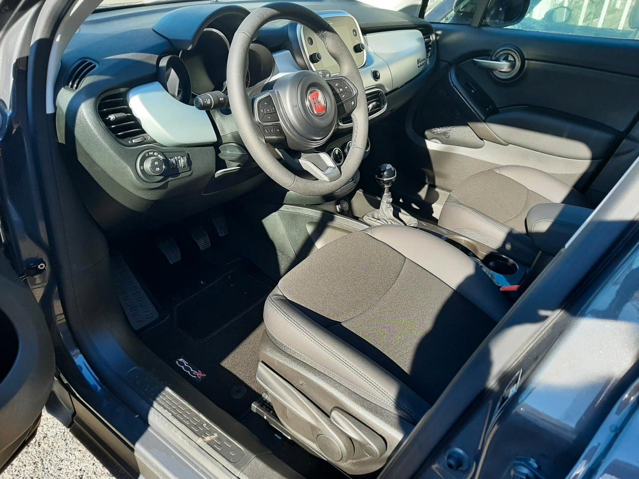 NOLEGGIO FIAT 500X 1.3 MJT 95CV CONNECT – (150 KM GIORNALIERI INCLUSI) FORMULA SETTIMANALE: 310,00 EURO FORMULA MENSILE: 800,00 EURO