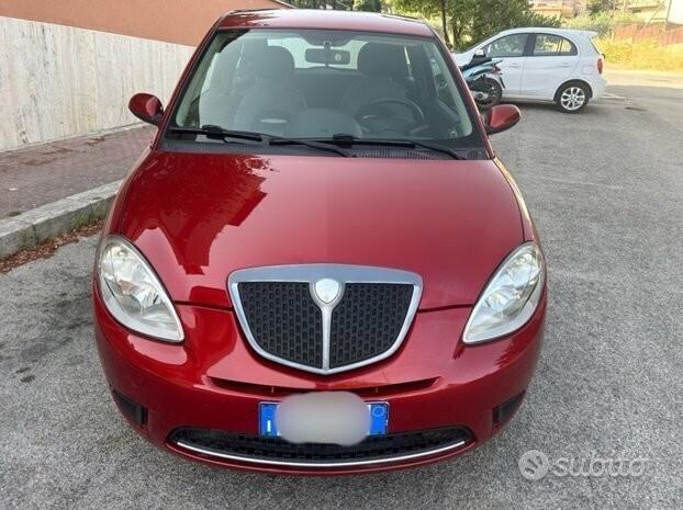 Lancia Ypsilon 1.2 benz ideale per neo patentati