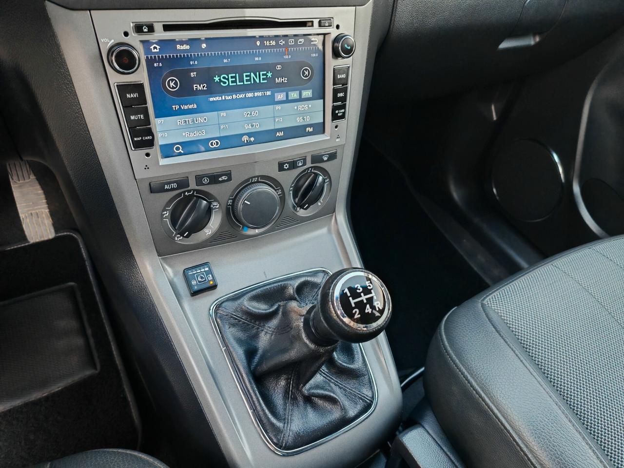 Opel Antara Benzina + Gpl pelle navig 2010