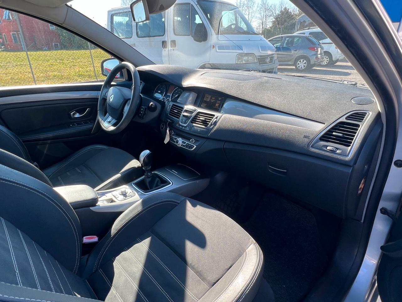 Renault Laguna 2.0 dCi 150CV SporTour Nav