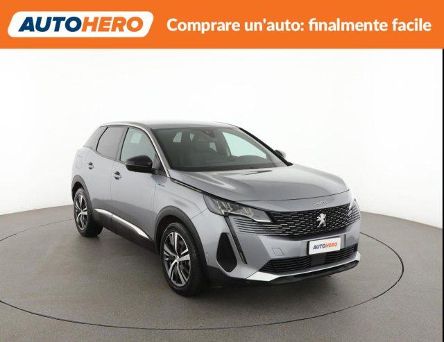 PEUGEOT 3008 Hybrid4 300 e-EAT8 Allure Pack