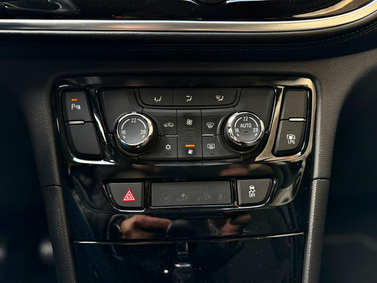 Opel Mokka X 1.4 Turbo GPL Tech 140CV 4x2 Innovation