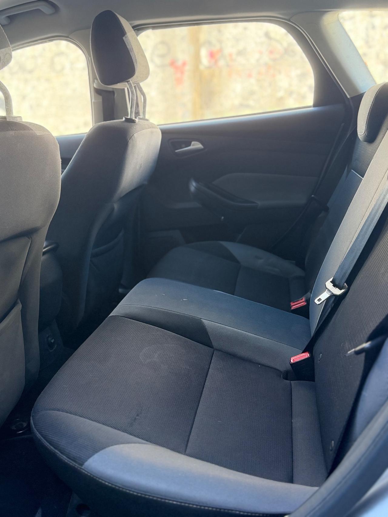 Ford Focus 1.6 TDCi 115 CV ok neopatentati