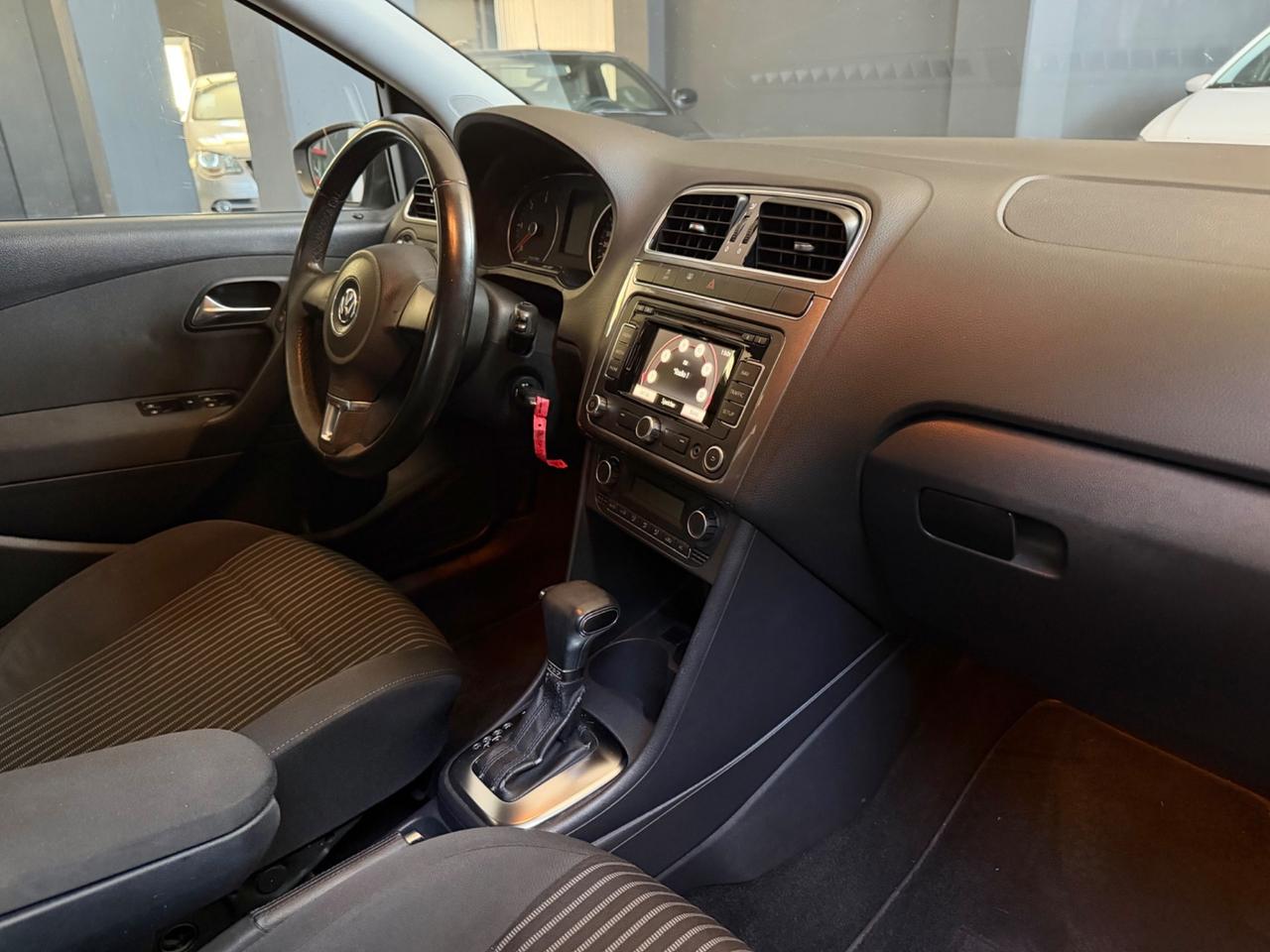 Volkswagen Polo 1.6 TDI 90CV - CAMBIO AUTOMATICO