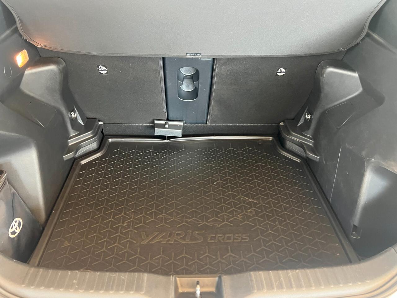 Toyota Yaris Cross 1.5 Hybrid 5p. E-CVT Trend unico proprietario prezzo reale senza finanziamento