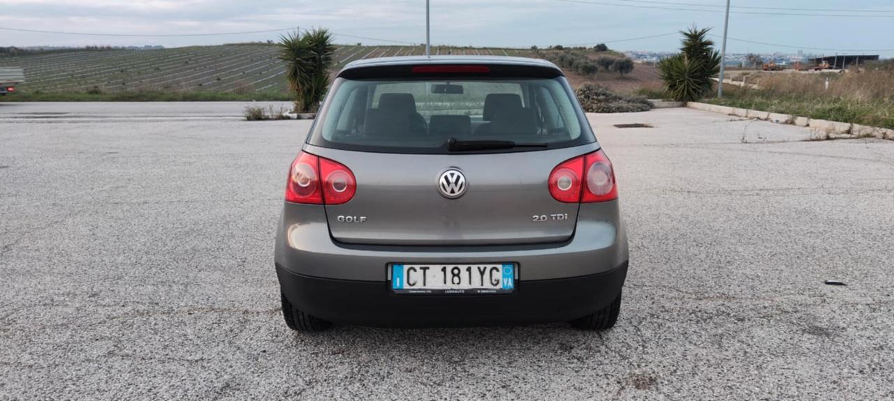 Volkswagen Golf 2.0 16V TDI 3p. Sportline
