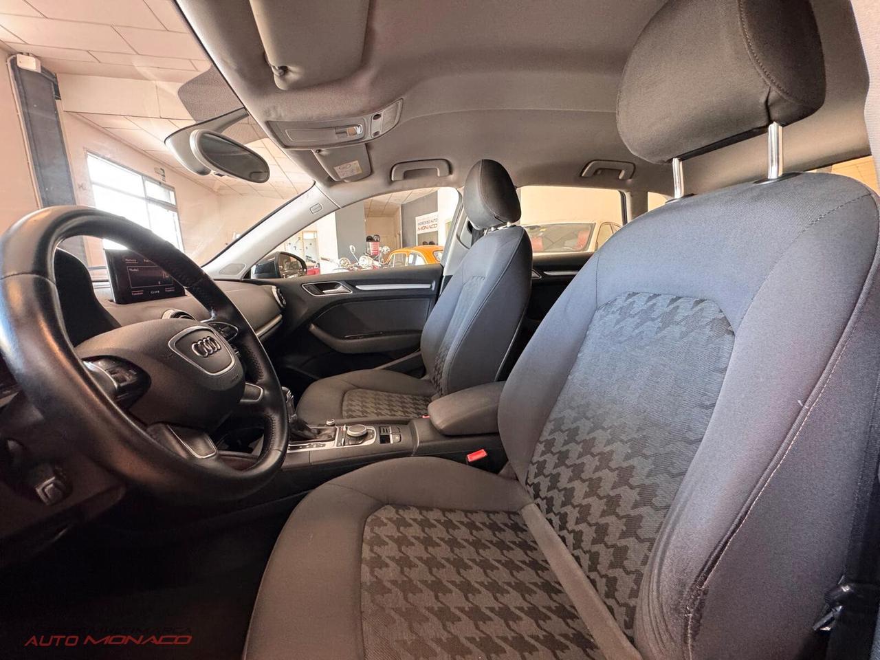 Audi A3 1.6 TDI 105cv Business 2014