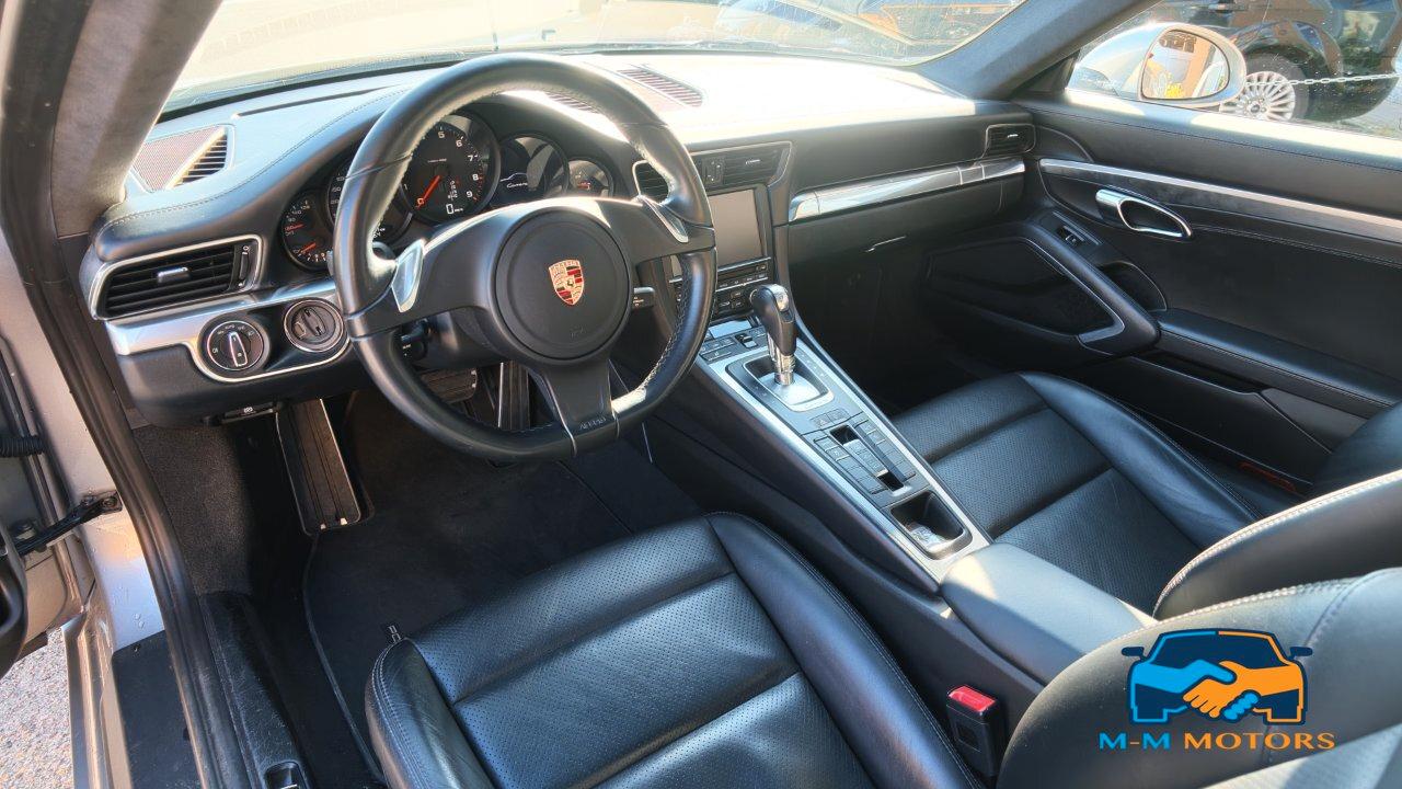 Porsche 911 Coupe 3.4 Carrera 4