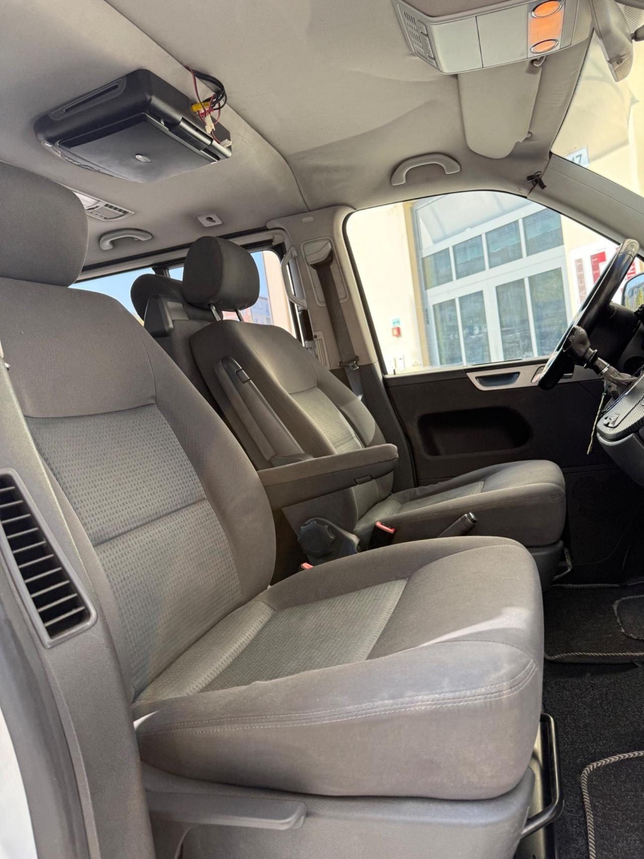 Volkswagen Multivan 2.5 TDI/174CV 4motion Highline