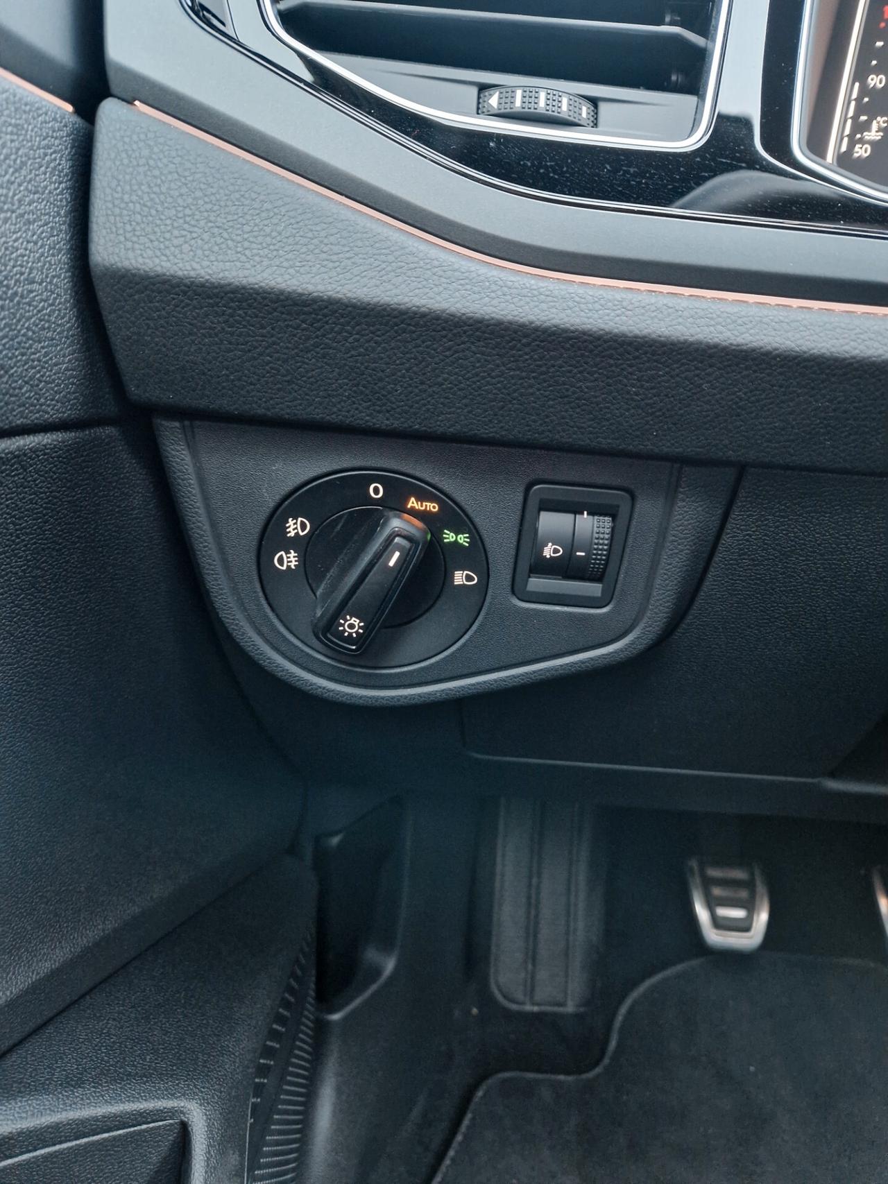 Volkswagen Taigo 1.0 TSI 115 CV R-Line