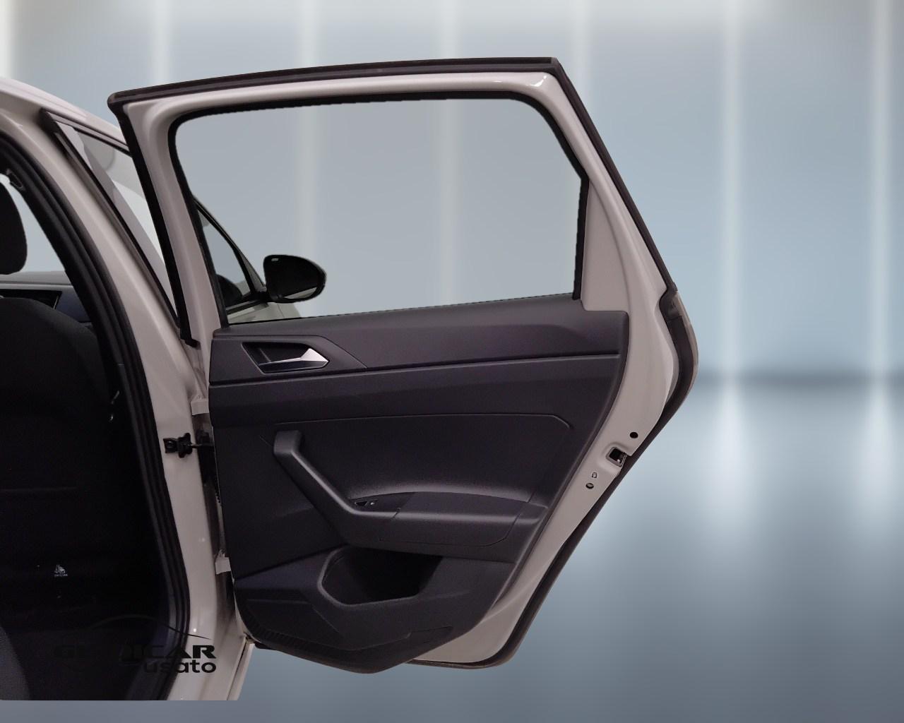 VOLKSWAGEN Taigo - Taigo 1.0 tsi R-Line 110cv dsg