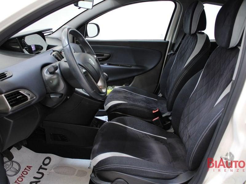 Lancia Ypsilon Ypsilon 1.2 69 CV 5 porte S&S Platinum