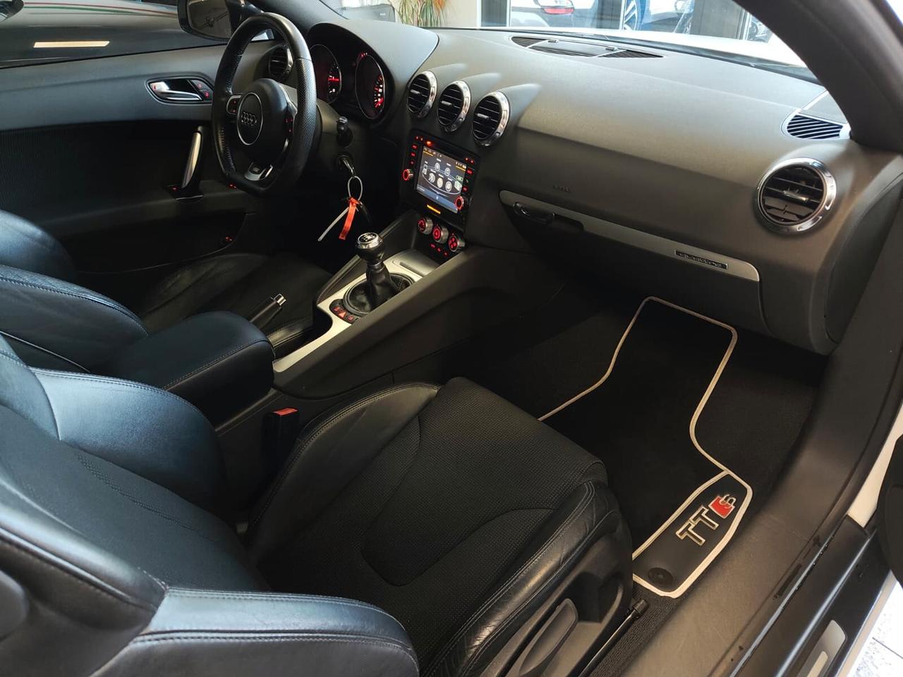 Audi TT Coupé 2.0 TDI QUATTRO S LINE