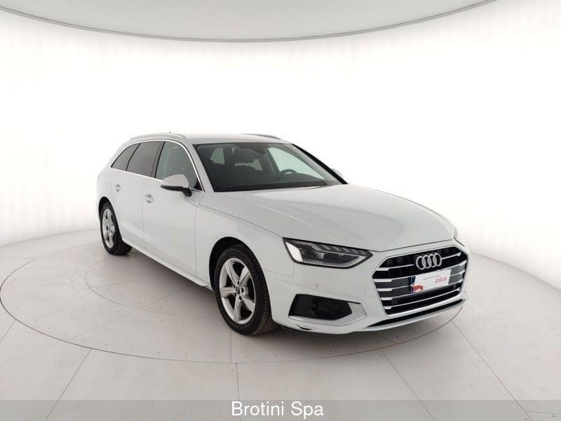 Audi A4 Avant 35 TDI/163 CV S tronic Business Advanced