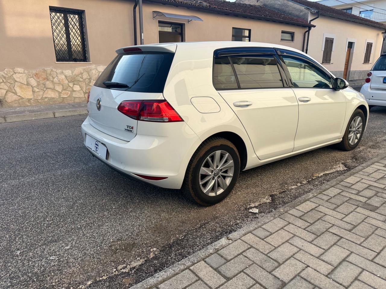 Volkswagen Golf 2.0 TDI 5p. Highline BlueMotion Technology