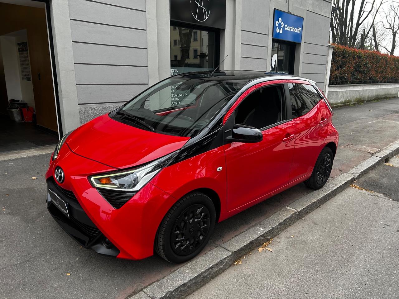 Toyota Aygo Connect x-clusiv 1.0 72cv 5p *NEOPATENTATI*STUPENDA*