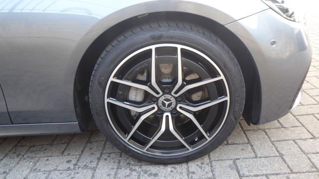 MERCEDES-BENZ E 220 d S.W. 4Matic Auto Premium AMG