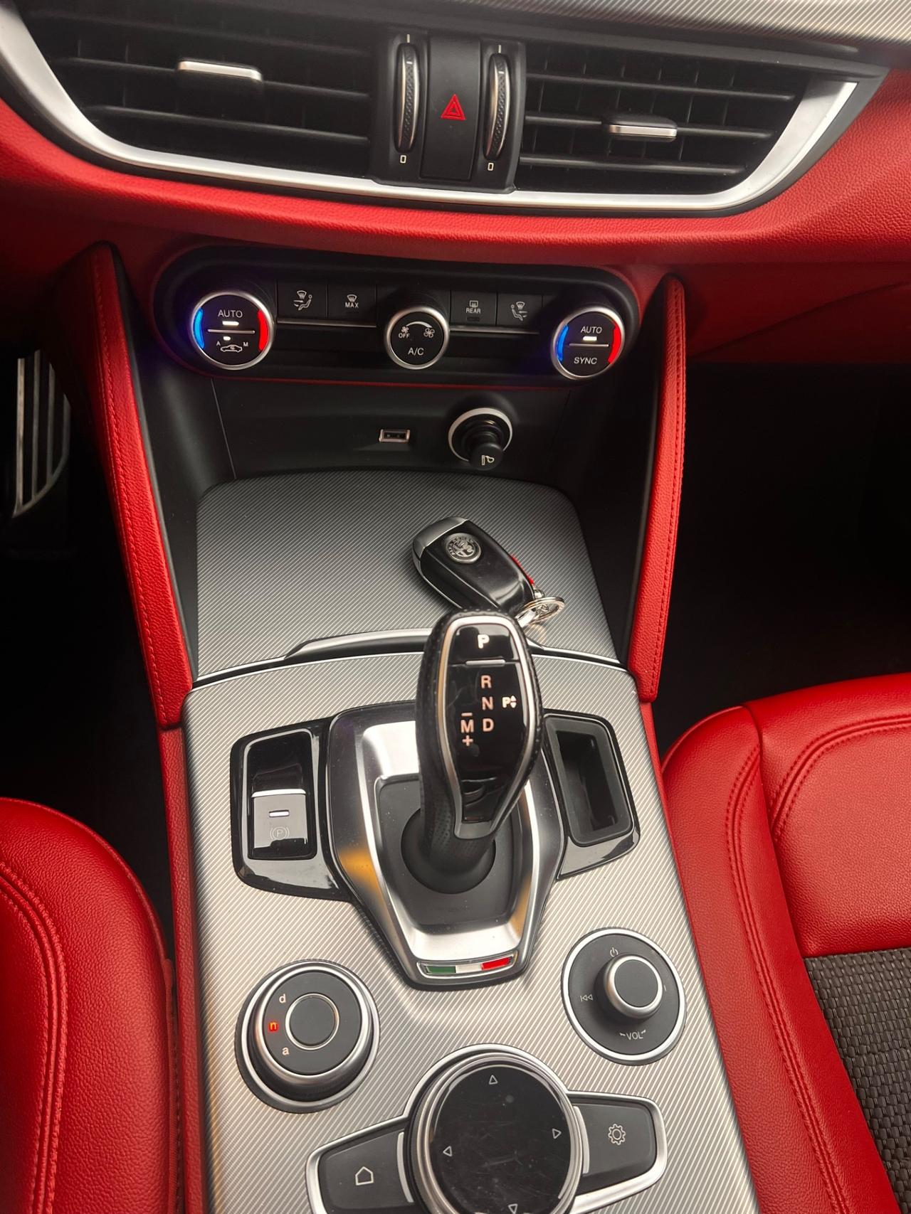 Alfa Romeo Stelvio 2.2 Turbodiesel 190 CV AT8 Q4 Sprint