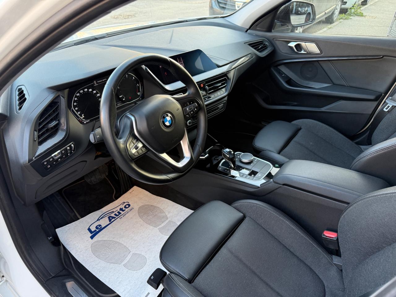 Bmw serie 1 cambio automatico 118d 5p. Msport
