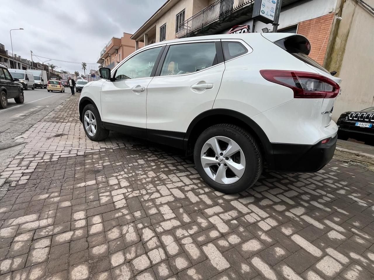 Nissan Qashqai 1.5 dCi 115 CV DCT Business
