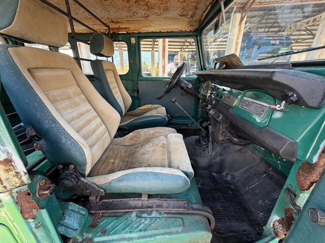 TOYOTA Land Cruiser BJ40