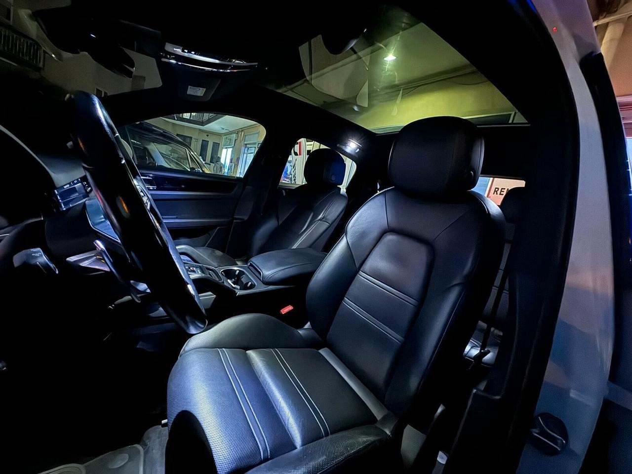 Porsche Cayenne Coupé 3.0 V6 CARPLAY/KEYLESS/CHRONO/PANO