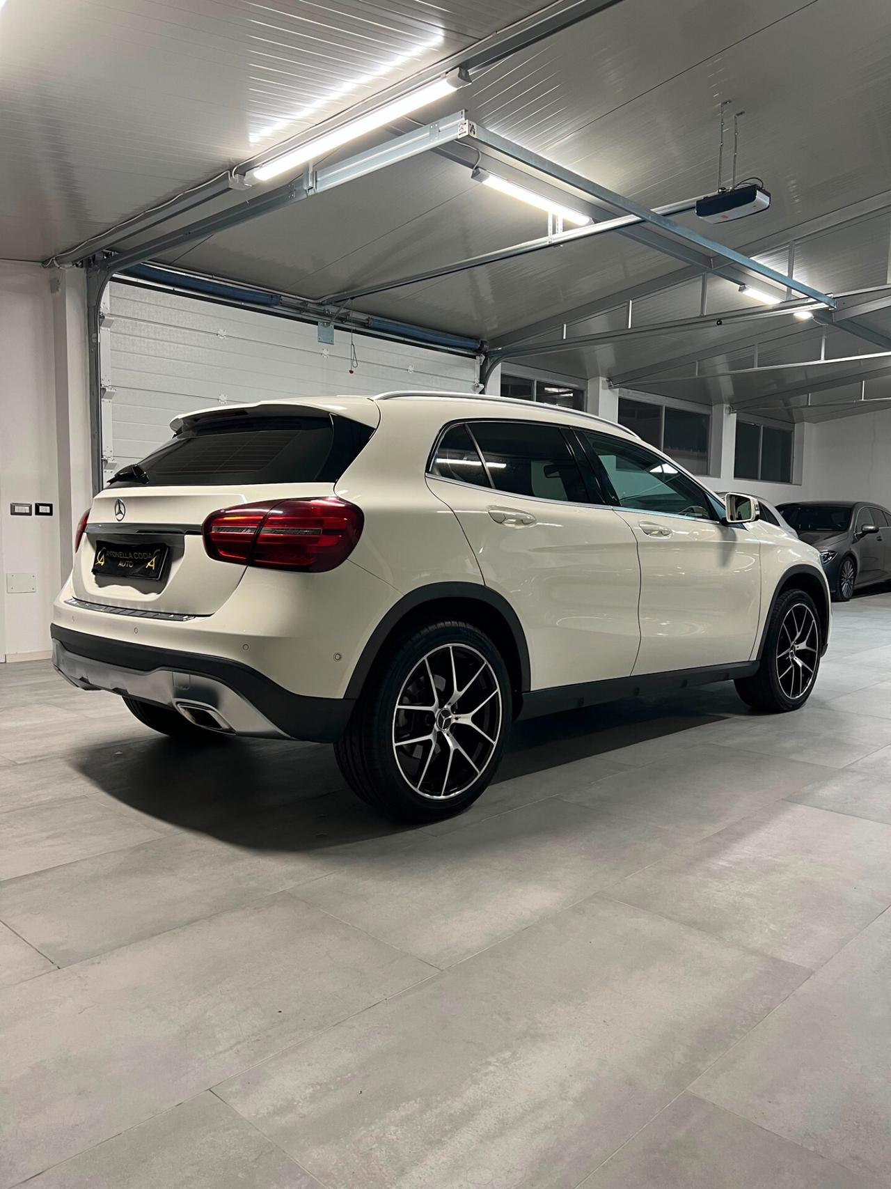 Mercedes-benz GLA 220 d Automatic 4Matic Premium