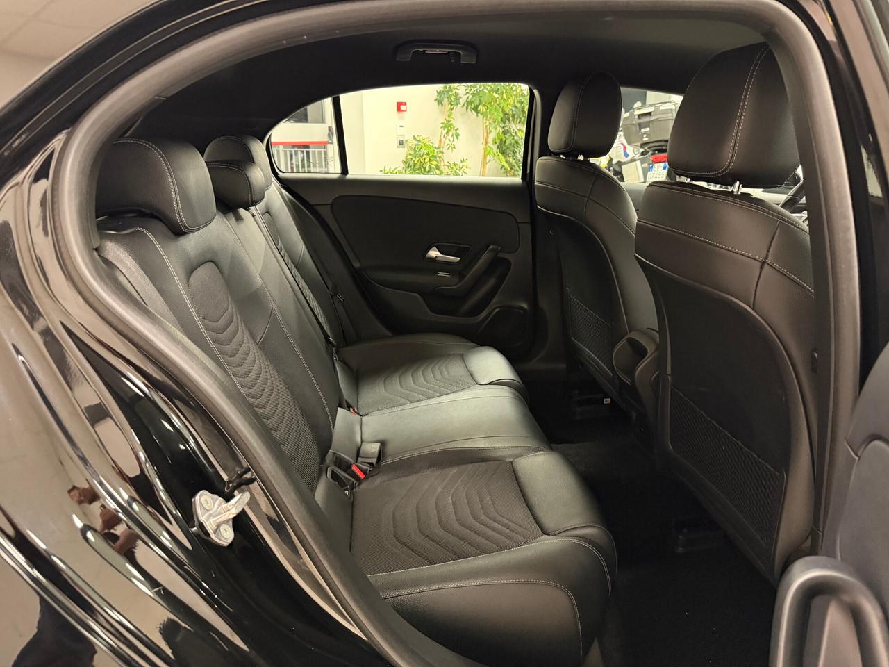 Mercedes-benz A 180 d Business 116CV - 2021