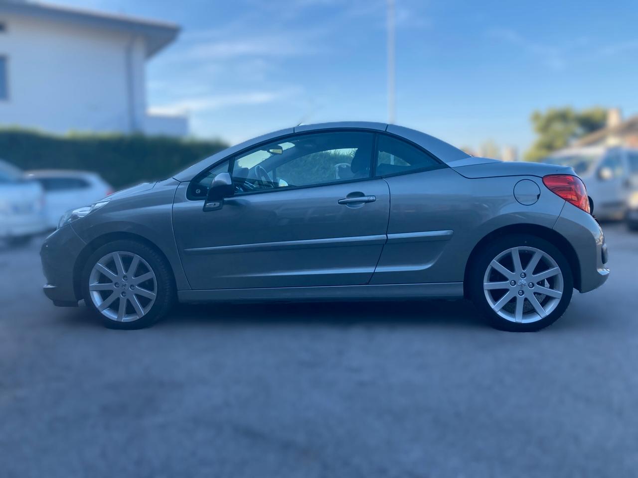 Peugeot 207 1.6 VTi 120CV CC Féline
