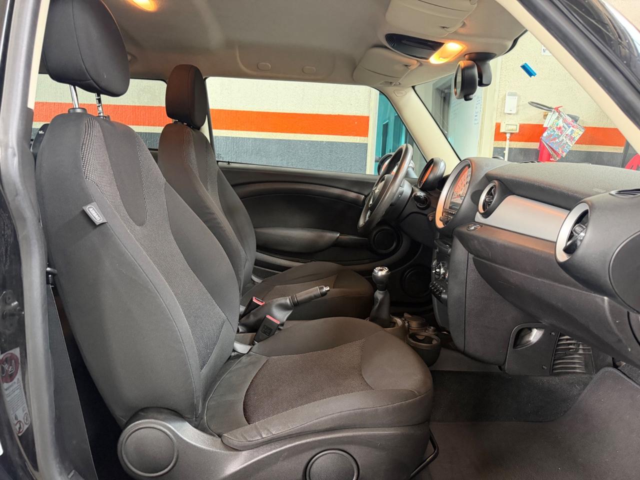 Mini 1.6 16V Cooper NEOPATENTATI