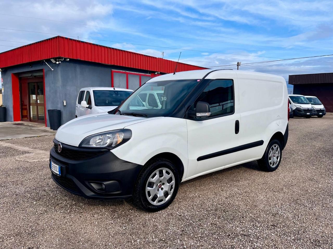 Fiat Doblo 1.4 T-JET Benzina Metano furgone Perfetto
