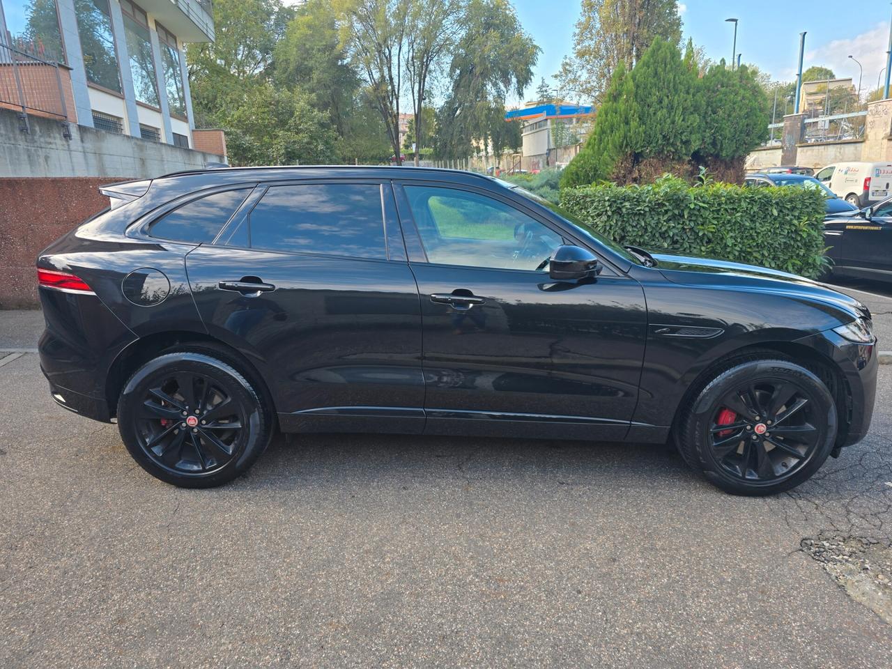 Jaguar F-Pace 2.0d 204cv AWD R-Dynamic HSE i4 Mhev