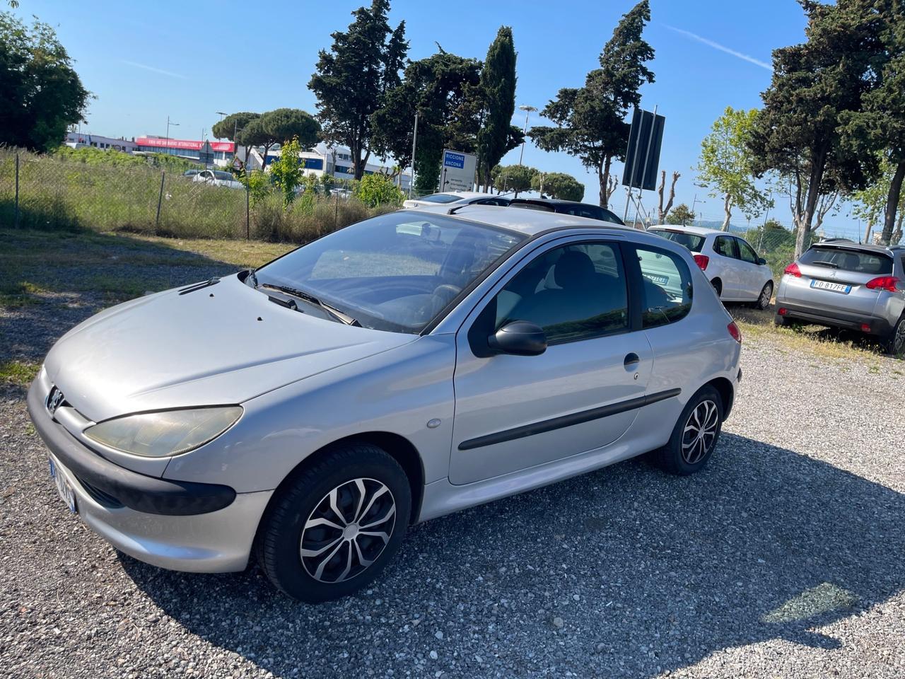 Peugeot 206 1.4 3p. X-Line