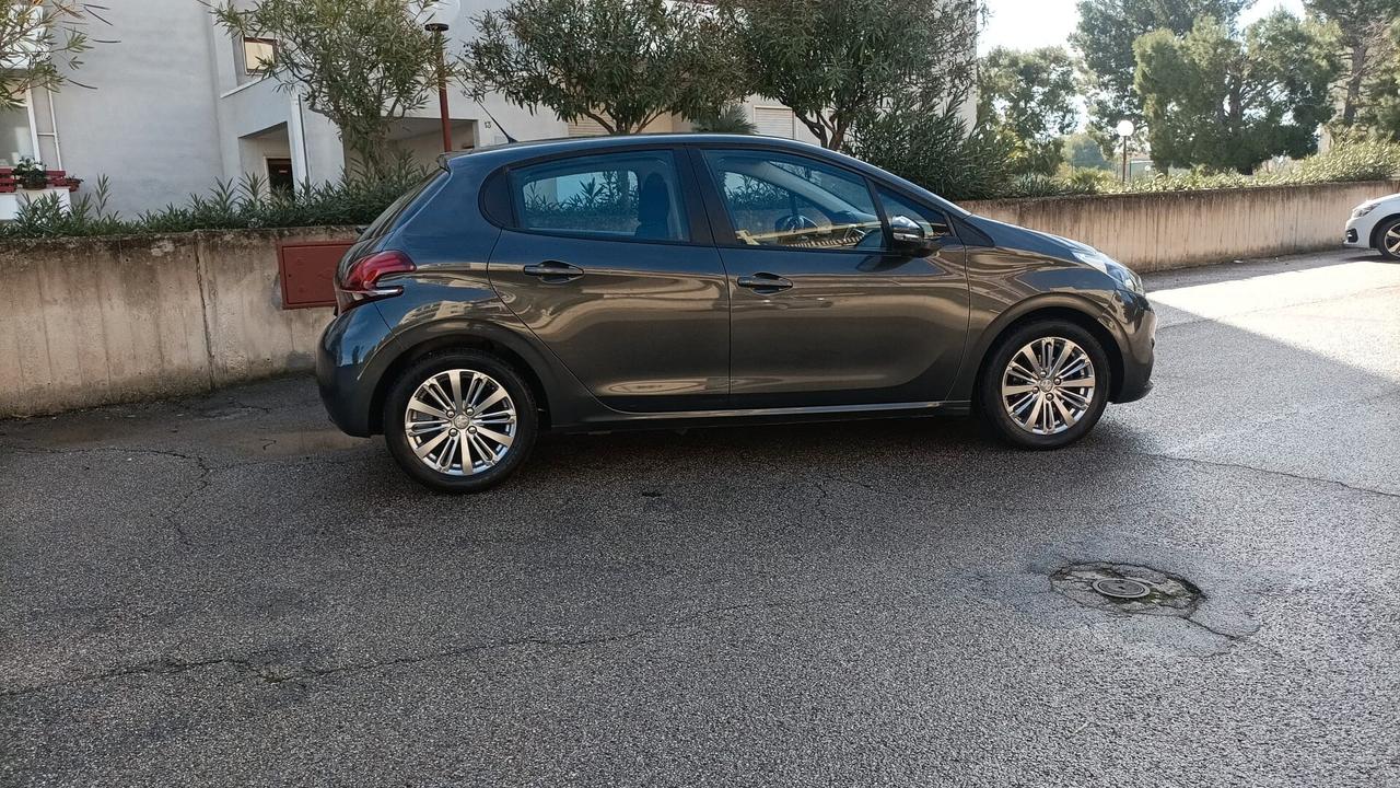 Peugeot 208 BlueHDi 75 5 porte Active