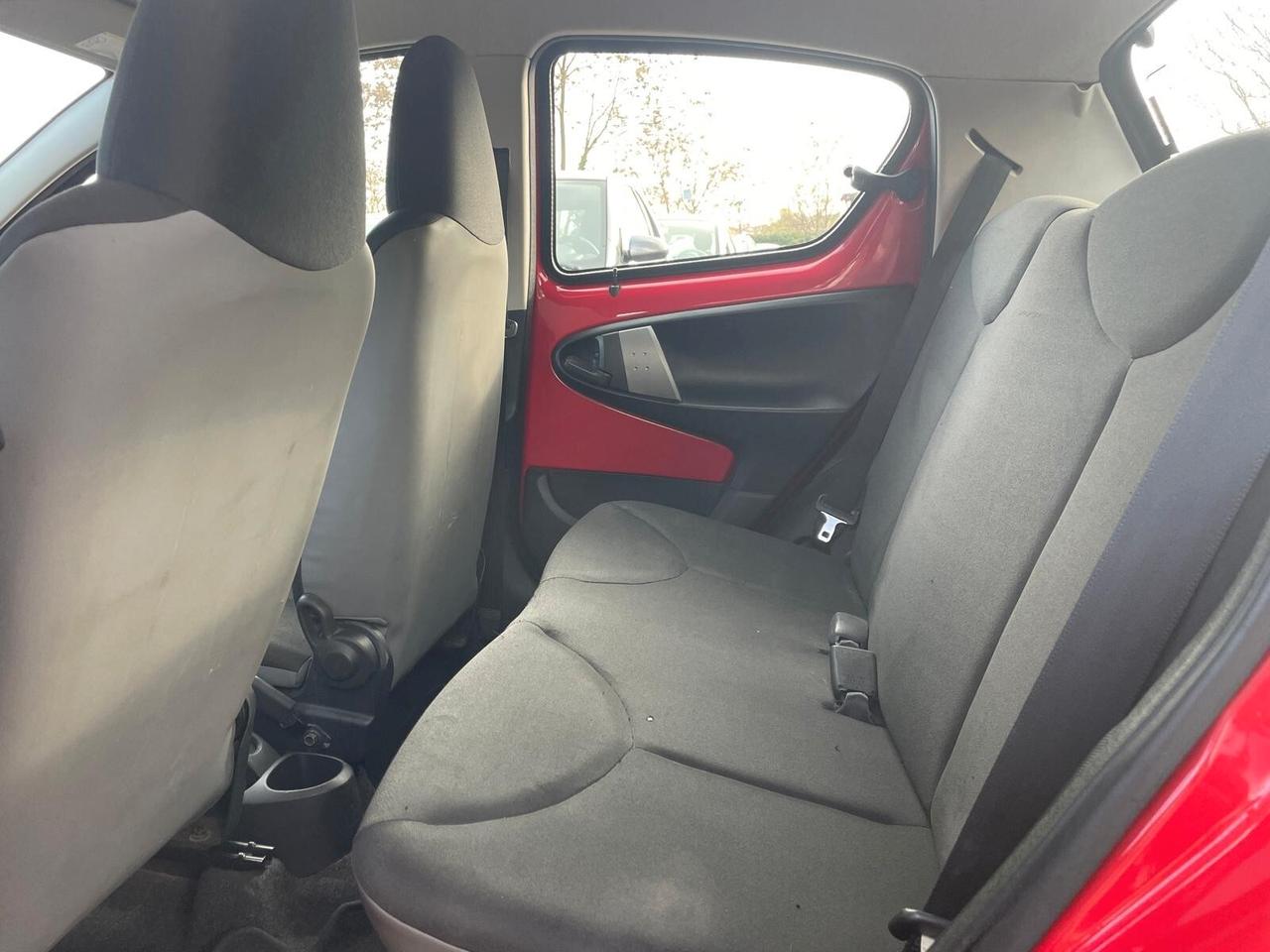 Toyota Aygo 1.0 12V VVT-i 5 porte Active Connect