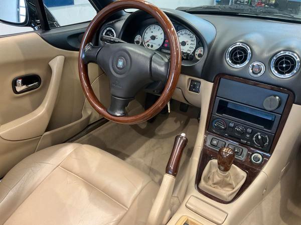 Mazda MX-5 1.6
