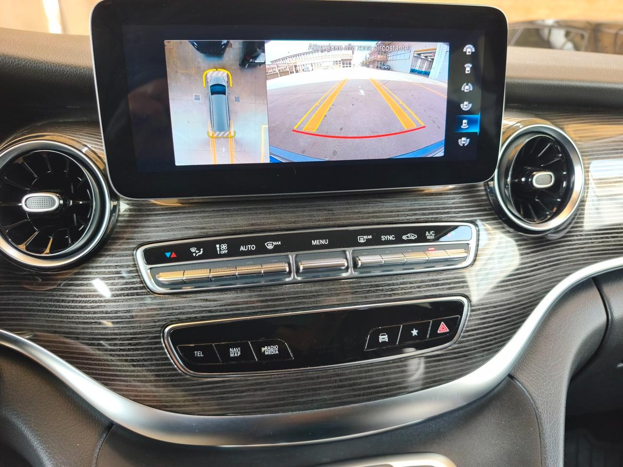 Mercedes-benz V 300 d Automatic Premium Long -8 POSTI