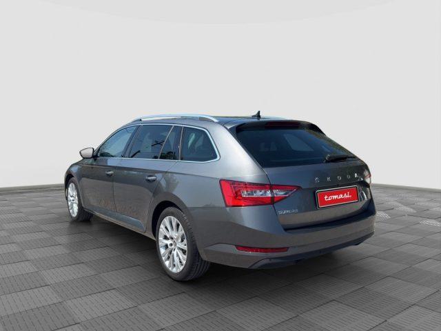 SKODA Superb Superb 2.0 TDI EVO SCR Wagon Style DSG
