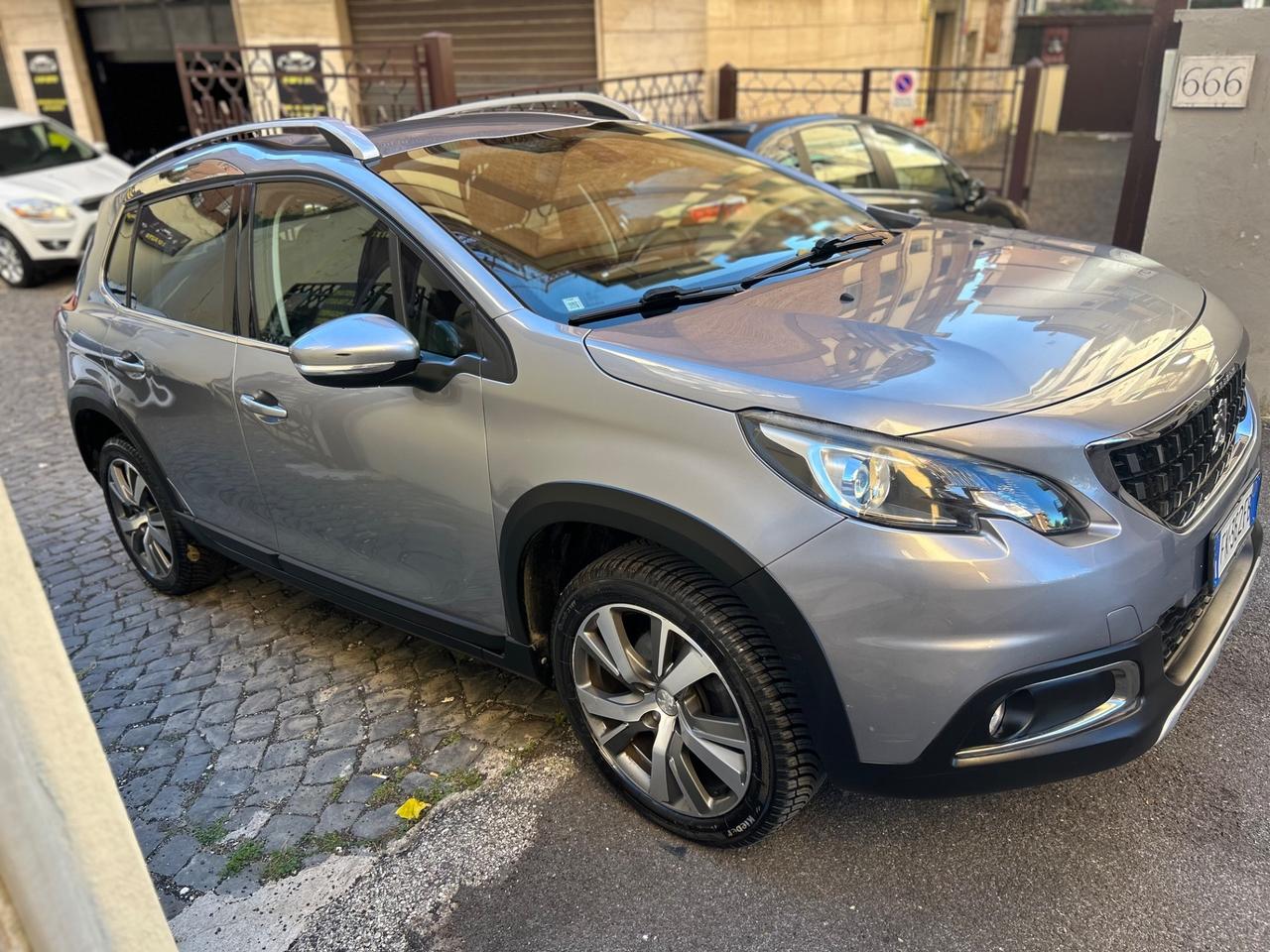 Peugeot 2008 BlueHDi 120 S&S Black Matt